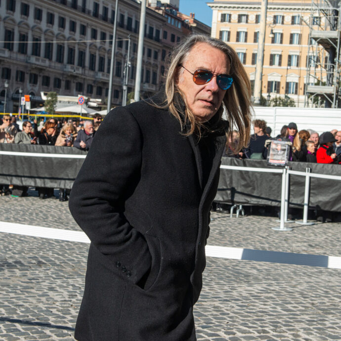 Chi è Oscar Garavani, il sedicente nipote di Valentino. La famiglia dello stilista: “Nessuna parentela, si è inventato un fratello che non è mai esistito”