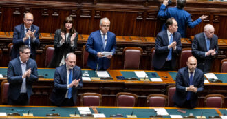 Scudo penale per gli agenti, fermo preventivo e sgombero dei centri sociali: ecco il testo della mozione della destra sulla sicurezza