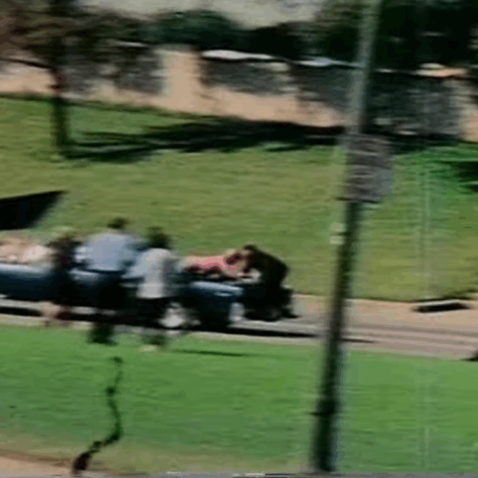 “La chiave per smascherare uno dei più grandi insabbiamenti della storia”: un filmato inedito potrebbe riaprire il caso dell’assassinio di John F. Kennedy