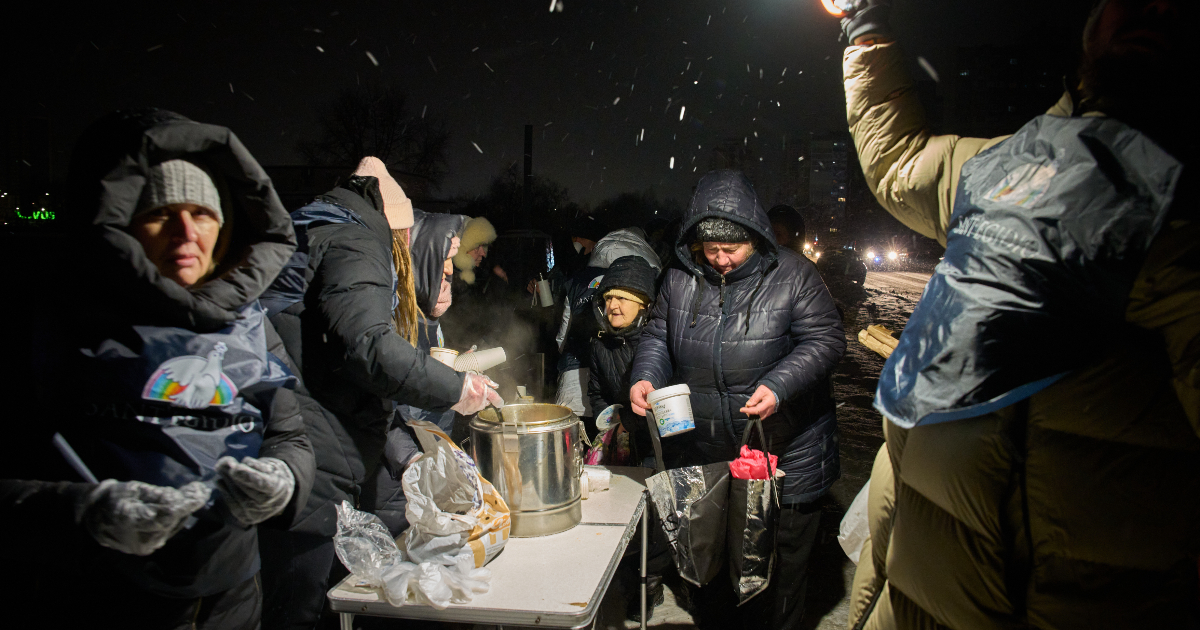 Ucraina, “tregua” finita: raid su Kiev e infrastrutture energetiche. “Oltre 1.100 edifici senza riscaldamento con  20 °C”