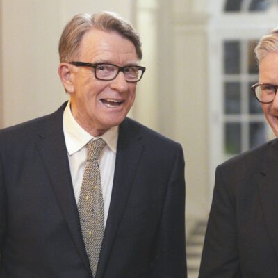 Copertina di Epstein: Da Londra a Oslo, tutte le teste già cadute