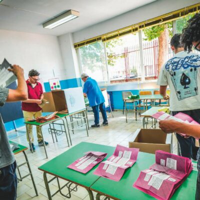 Copertina di Referendum: il governo nega  il voto a 5 milioni di fuorisede