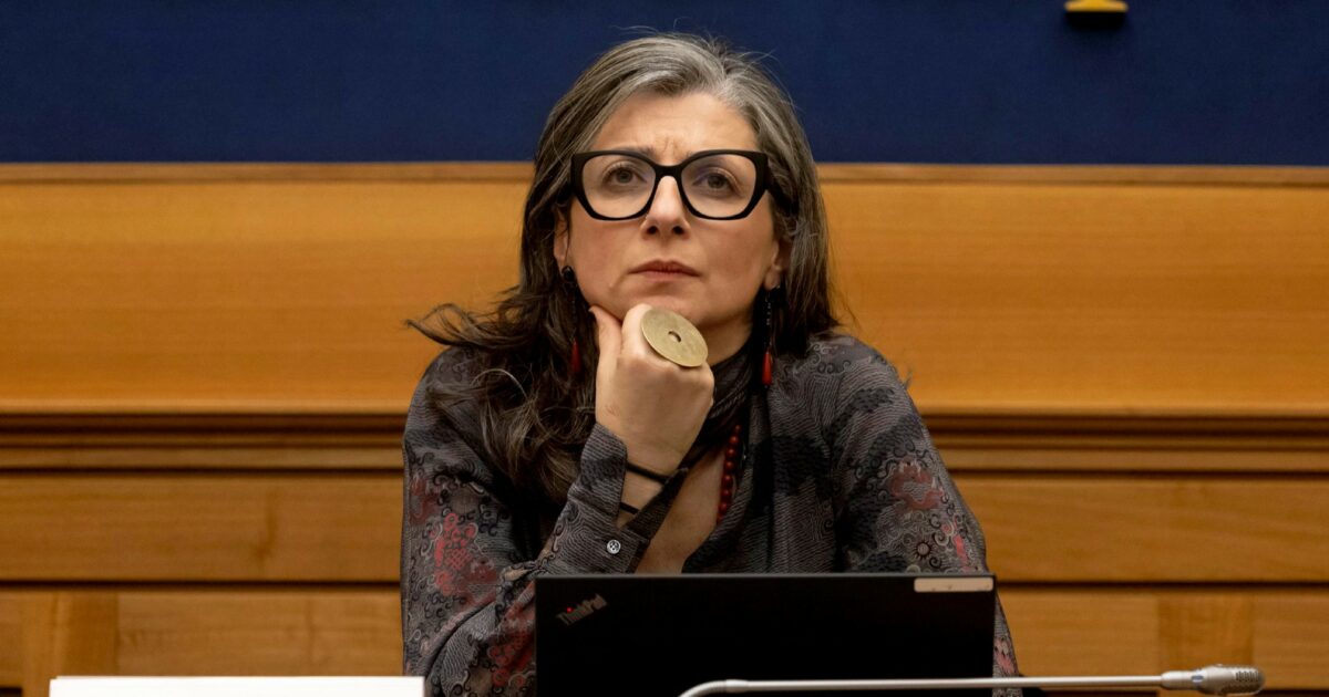 La Francia chiede le dimissioni di Francesca Albanese: chi la accusa sa di essere in malafede