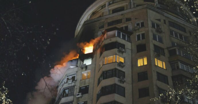 Kiev ad Abu Dhabi    rilancia il suo piano:   “Sicurezza e aiuti”