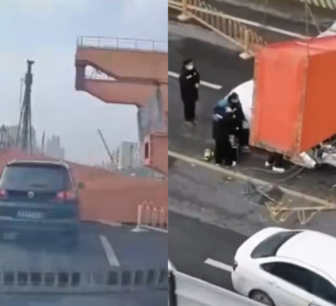 La gru del cantiere cede e precipita addosso alle auto in transito: le immagini riprese dalle dashcam delle macchine