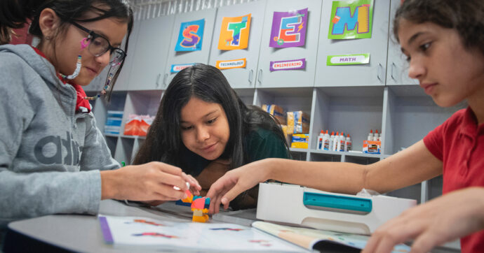 Laureati in materie scientifiche? 6 su 10 da Cina e India. Media Ue “stagnante”, ecco i dati dell’Italia