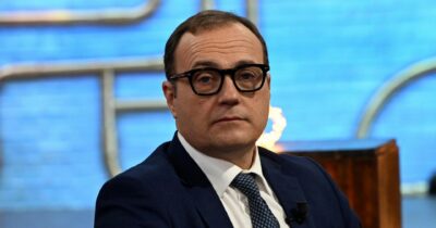 Copertina di Referendum, Rai in trincea per il Sì: uno show a Cerno