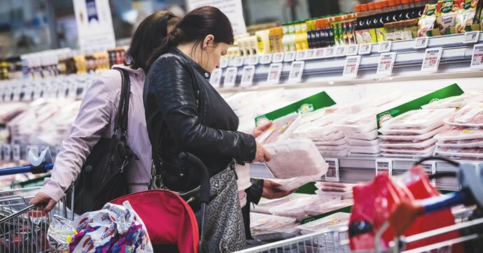 Carrello della spesa, a gennaio costi +2,1%