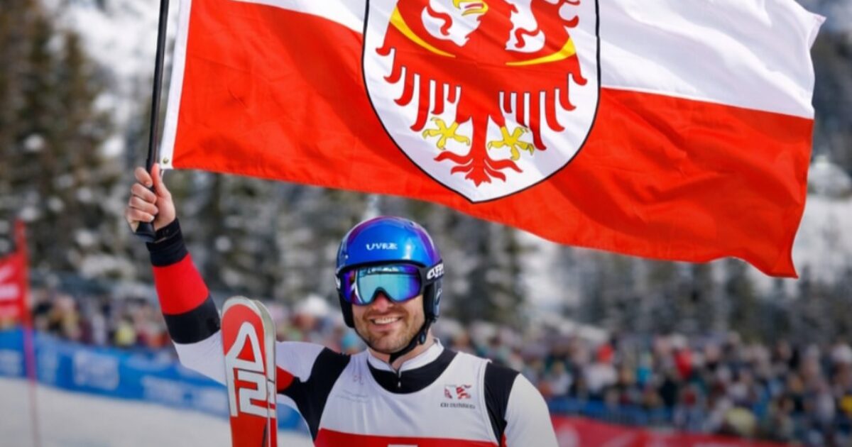 La provocazione dei secessionisti sudtirolesi: “Alle Olimpiadi i nostri atleti lascino il tricolore per sfilare sotto la propria bandiera” La provocazione dei secessionisti sudtirolesi: “Alle Olimpiadi i nostri atleti lascino il tricolore per sfilare sotto la propria bandiera”