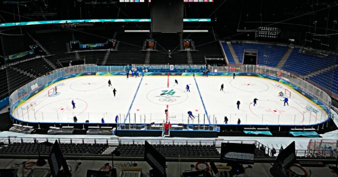 Milano-Cortina, diarrea e vomito per la nazionale di hockey finlandese: colpita da un virus prima dell’esordio