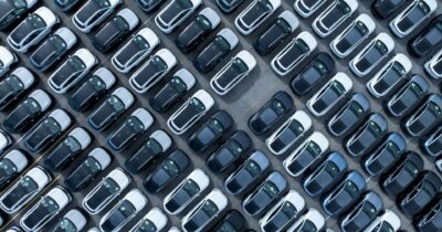 Copertina di Dalle utilitarie ai carri armati: la scorciatoia dell’industria