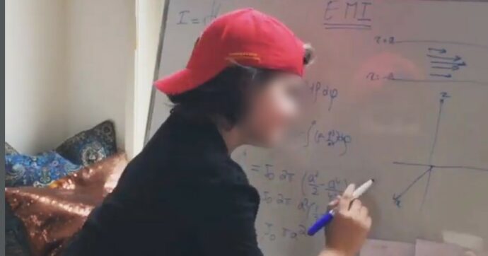 “Voglio sconfiggere la morte e creare un superumano”: chi è Laurent Simons, il “piccolo Einstein” che a 15 anni è già dottore in fisica quantistica