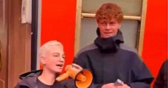 Copertina di Jannik Sinner e Bebe Vio controllori su un treno “diretto” alle Olimpiadi – Video