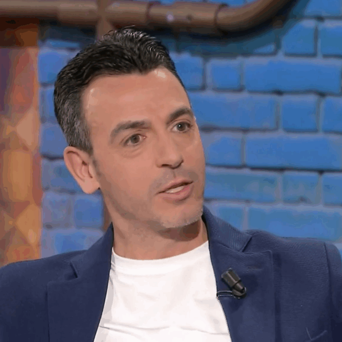 “Con mio figlio Matti comunichiamo nel silenzio. Ce la metto tutta, ma mi domando sempre se ha capito quanto io possa amarlo”: lo rivela Gigi del duo Gigi & Ross