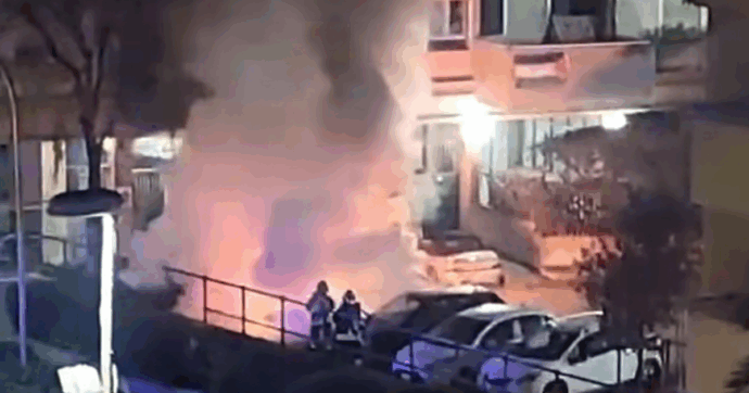 Barletta, in fiamme l’auto del giornalista Adriano Antonucci: non si esclude l’origine dolosa