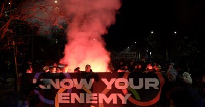 Copertina di “Le Olimpiadi sono un furto di risorse dal basso verso l’alto”. La contro-fiaccolata a San Siro poco prima della cerimonia d’apertura