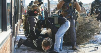 Copertina di Ice, sarà molto difficile fare giustizia per Good e Pretti. Sparisce da scuola una bimba di 10 anni: è in prigione