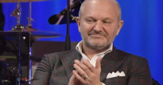 Sanremo 2026, Andrea Pucci rinuncia alla co-conduzione dopo le polemiche: “Gli insulti sono inaccettabili, il termine fascista non dovrebbe esistere”