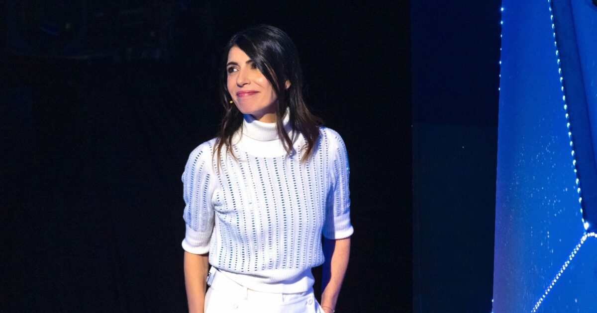 “C’è Posta per te”, Giorgia regala un viaggio alle Maldive ad una coppia di sposini: “Ricordatevi questo momento, ricordatevi le basi di ciò che provate”