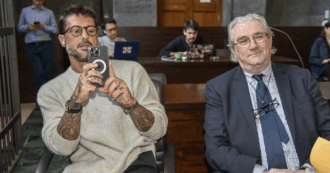 Copertina di “Sospeso da Instagram, censura ancor più grave di quella al mio assistito Corona”: la denuncia dell’avvocato Chiesa. Mediaset: “Non c’entriamo nulla”