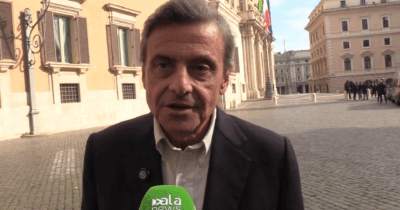 Copertina di Calenda: “Salvini e Vannacci in maggioranza, come farà il governo a tenere una linea di politica estera?”