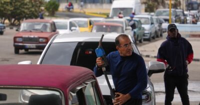 Copertina di Effetto Trump su Cuba: L’Avana avvisa le compagnie aeree, niente carburante. Air Canada sospende i voli