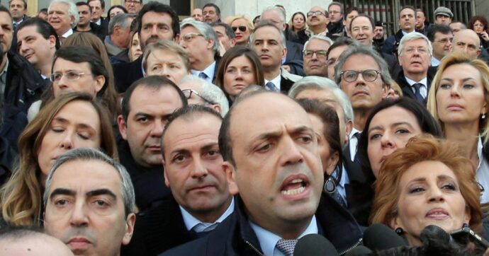 Referendum giustizia, Forza Italia all’assalto dei giudici: una maratona per il Sì davanti alla Cassazione