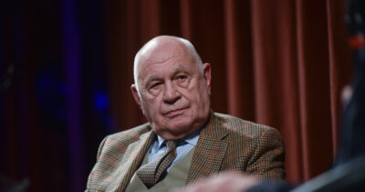 Copertina di Referendum, primo sorpasso nei sondaggi: per YouTrend il No è al 51% tra chi è sicuro di andare a votare