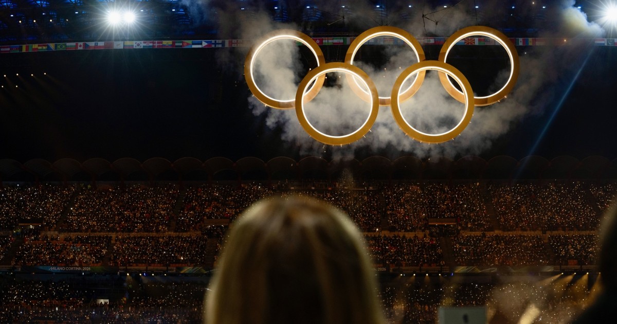 Siamo abituati alla finzione: la troviamo ovunque, dai rapporti umani alle attuali Olimpiadi