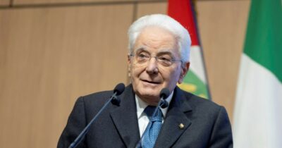 Copertina di Boati e popolarità:  se sbaglia, il Colle può essere criticato