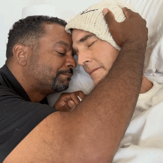 La foto di James Van Der Beek col suo migliore amico Alfonso Ribeiro poco prima di morire: “L’ho fatto ridere per l’ultima volta. Sono distrutto”