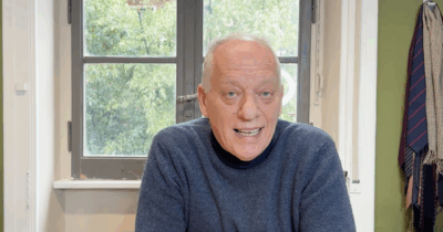 Copertina di “Sosteneteci e potremo continuare a fare informazione indipendente”: l’invito di Peter Gomez ad abbonarsi al Fatto Quotidiano con l’offerta esclusiva a metà prezzo