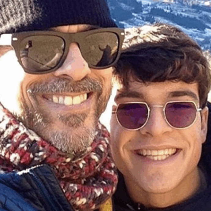 “Mio figlio Leo Gassmann a Sanremo 2026? Pare esista una regola che dice che i parenti non possano andare, ma so già per chi votare”: parla Alessandro