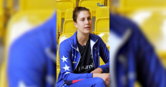 Copertina di “Petrecca non mi ha riconosciuto? Io ho portato la torcia olimpica, lui ha fatto una figuraccia mondiale”: Anna Danesi snobba il direttore di Rai Sport