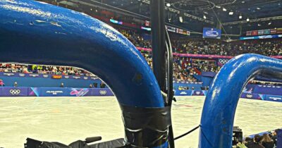 Copertina di “Questa è la mia visuale dopo aver pagato 780 euro”: la polemica social di uno spettatore alle Olimpiadi