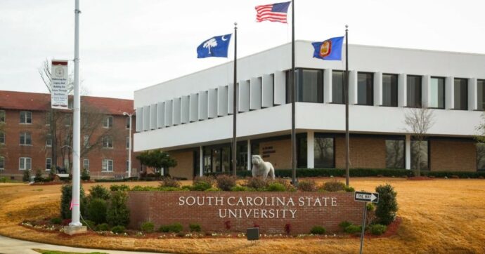 Sparatoria nel campus dell’Università del South Carolina, storica istituzione afroamericana: due morti