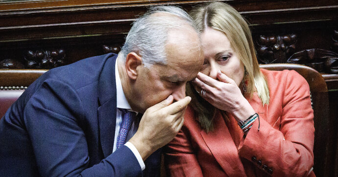 Albania, Viminale condannato a risarcire un migrante: “Trasferimento senza motivo e falsità sulla destinazione”