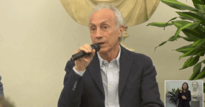 Copertina di Referendum, Travaglio: “Dopo la riforma metteranno il pm sotto il governo, ma senza dirlo”. E ironizza su Nordio: “È il miglior testimonial per il No, soprattutto dopo una certa ora”