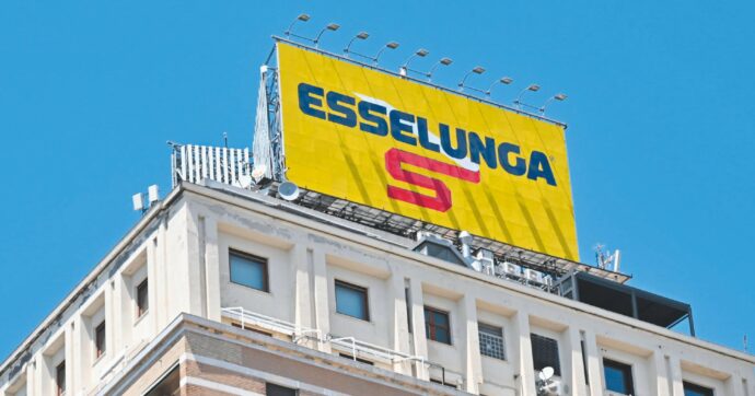 Crollo Esselunga, indagati anche  i controllori