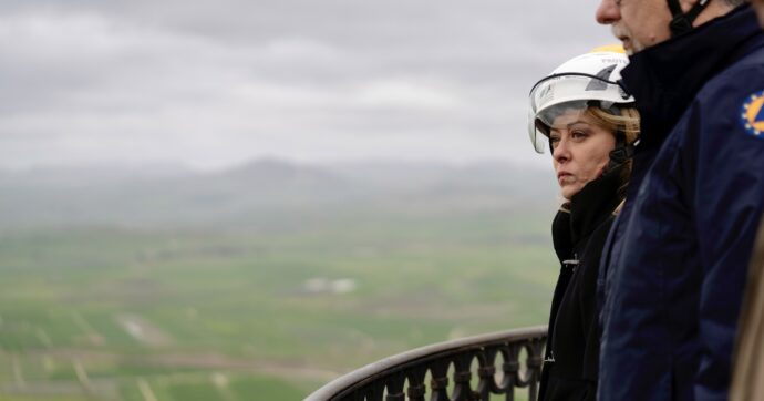 Meloni torna a Niscemi e annuncia un decreto per mercoledì: “In arrivo per il Comune 150 milioni per la frana”