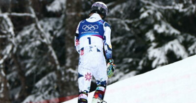 Copertina di Lo slalom è spietato: il dramma di McGrath, che molla tutto e corre a piangere sdraiato sulla neve in mezzo al bosco