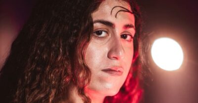 Copertina di “Ho sofferto per un uomo. Non facciamo passare la violenza psicologica o fisica in secondo piano per amore. La Sicilia? Abbandonata e la stiamo uccidendo”: parla Delia di X Factor