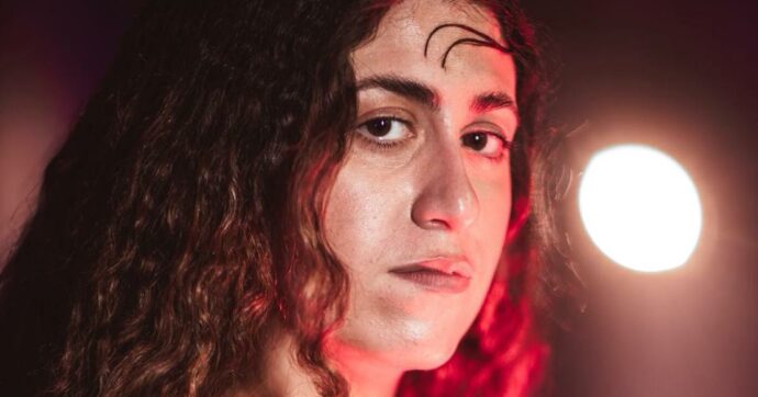 Dal caso Delia al femminismo: quando ‘includere’ significa cancellare parole e memoria storica