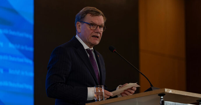 Spese militari europee, il ministro tedesco Wadephul bacchetta la Francia: “I suoi sforzi sono insufficienti”