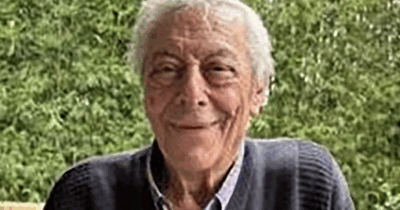 Copertina di Un uomo di 85 si trova in pigiama a casa sua: due uomini entrano, lo prendono e lo trascinano in auto per rapirlo. Ma è la persona sbagliata