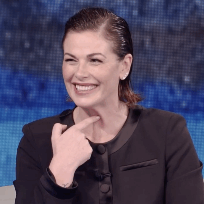 “Mi sposo a settembre, sarà una cerimonia semplice, con poca gente, miei colleghi e amici. Sono contenta che vengano quasi tutti”:  così Vanessa Incontrada