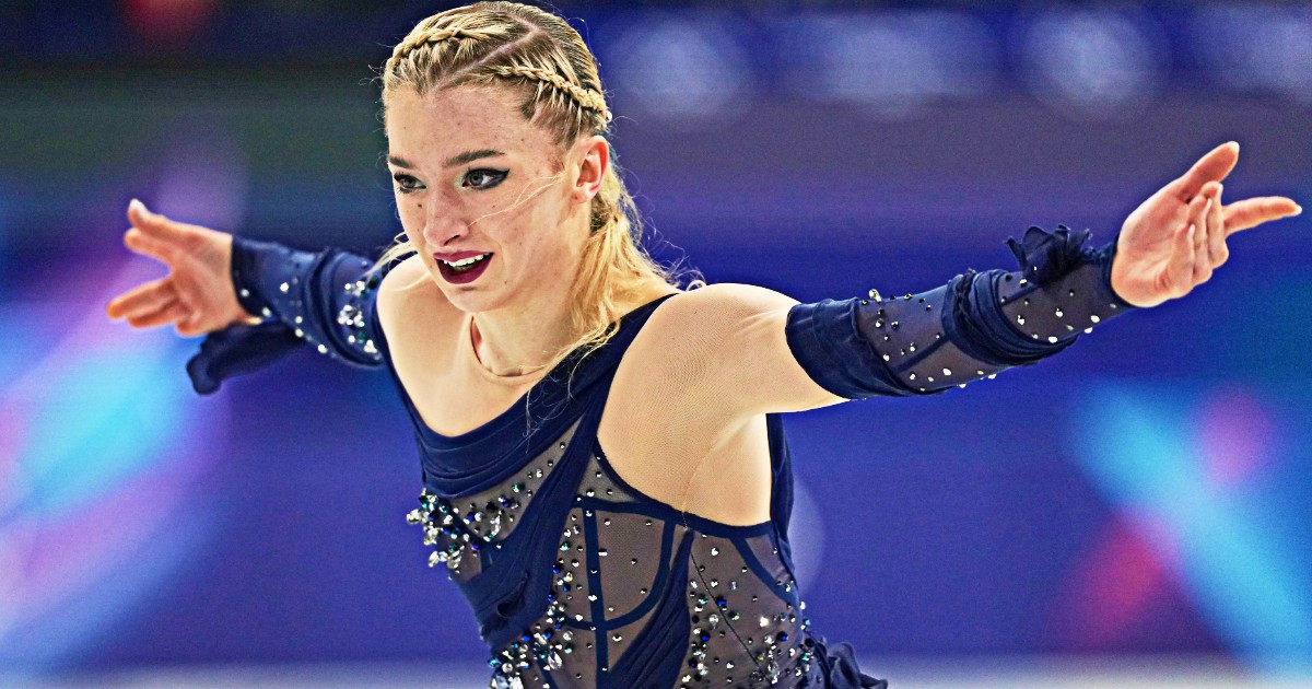 “Credici e respira”: la tecnica con cui Amber Glenn ha sconfitto l’ansia da “principessa del ghiaccio”. È la prima pattinatrice queer degli Usa ai Giochi