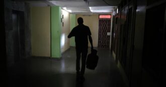 “Donne incinte, neonati e malati a rischio per il blocco energetico degli Usa”: a Cuba è crisi sanitaria