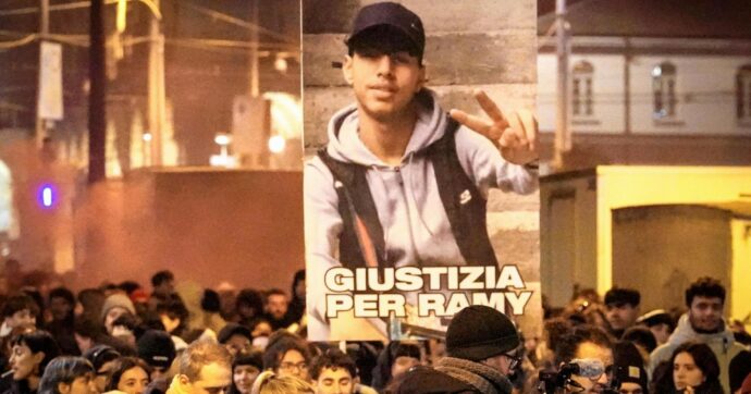 Ramy, per il carabiniere cambia l’imputazione