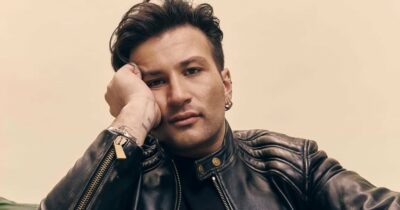 Copertina di “Portavo le valigie nelle camere e mi occupavo del check-in. Fino a sei mesi fa non potevo immaginarmi tutto questo”: parla Eddie Brock